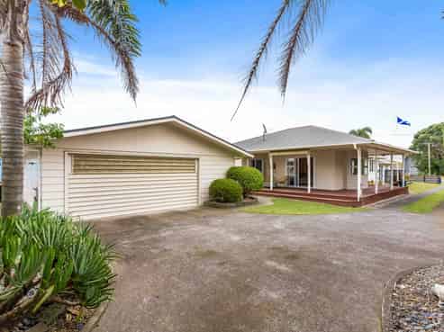 214 Rangi Avenue, Whangamata