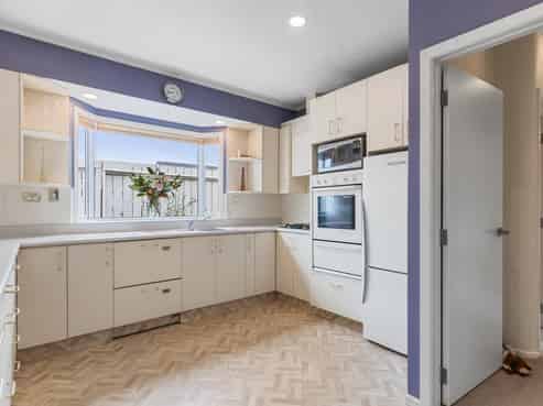 214 Rangi Avenue, Whangamata