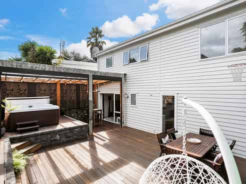 703C New North Road, Mount Albert