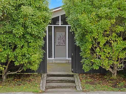 87 Matai Road, Raumati South