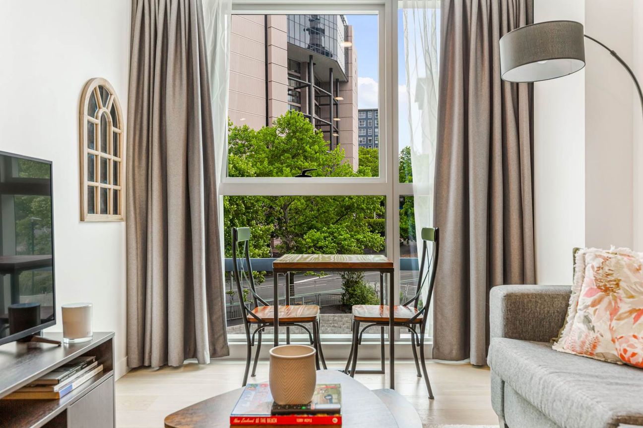 Iconic City Living – Sophisticated & Stylish - Widok 3