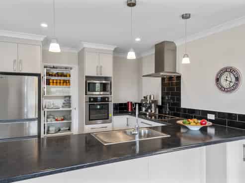 15 Shoreview Close, Omokoroa