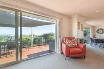 10 Cheshire Place, STOKE