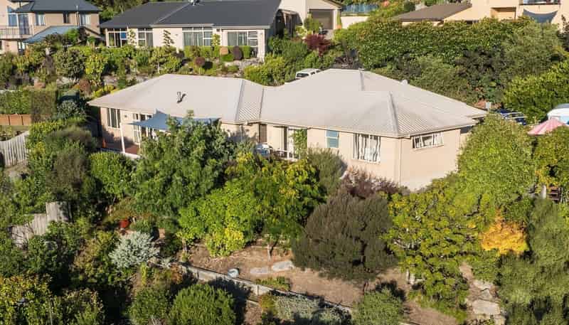 10 Cheshire Place, STOKE