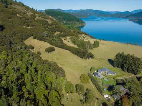 5552 Kenepuru Road, Waitaria Bay