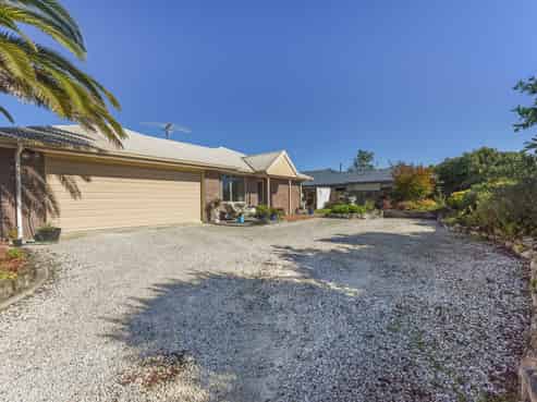 8 Otia Drive, Richmond