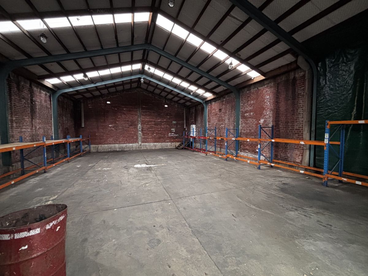 Affordable 235sqm Warehouse - Ansicht 3