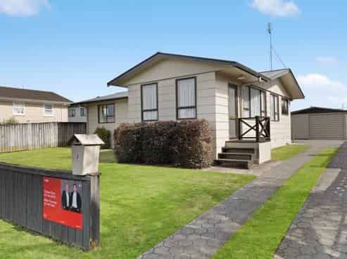 3 Elmwood Crescent, Pukete