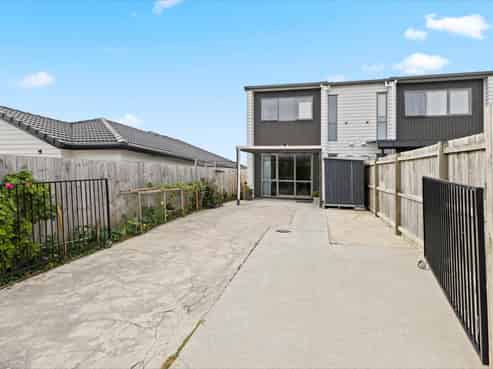 83 Thomas Road, Flat Bush