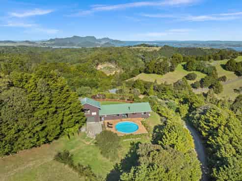 22 Kohinui Heights Rise, Parua Bay