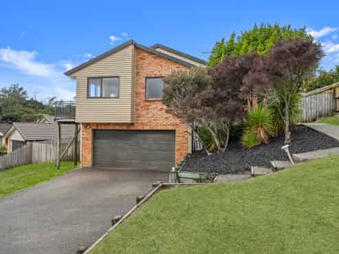 92 George Deane Place, Greenhithe