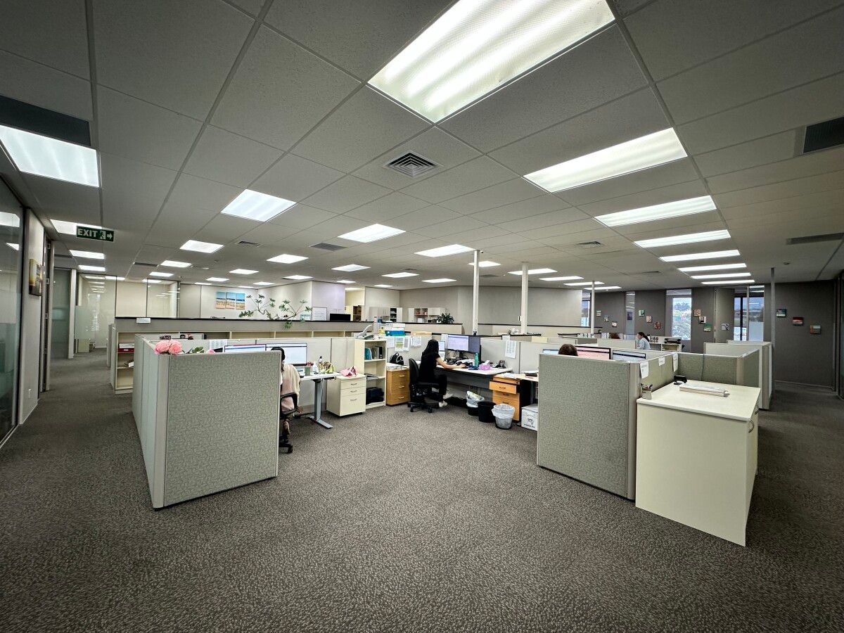 High Quality Office in Great Location - Vista 6