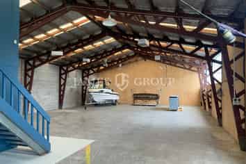 Exceptional & Affordable | 332sqm + 5 Carparks