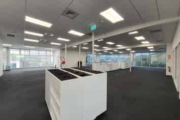 High Profile Lincoln Road Office