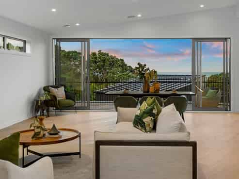 61A Churchill Road, Murrays Bay