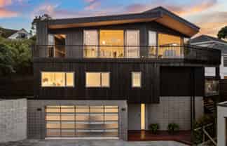 61A Churchill Road, Murrays Bay
