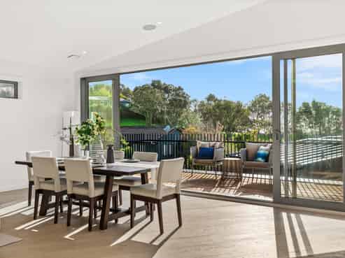 61A Churchill Road, Murrays Bay