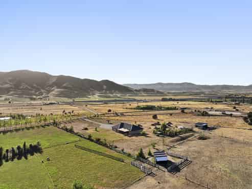 55 Totara Place, Queensberry