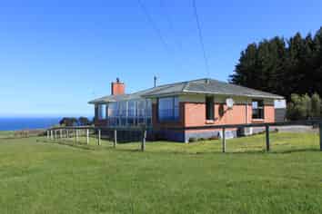 111 Quoin Point Road, Akatore