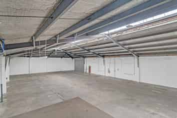 Freehold Sydenham - Occupy or Invest