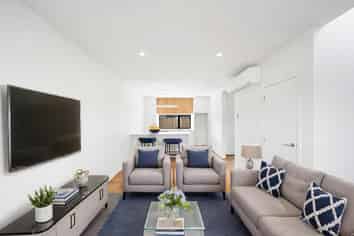 2/13 Pulham Crescent, Queenwood