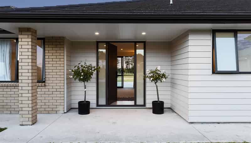 1 Three Oaks Drive, Dairy Flat