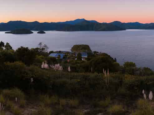318 Port Underwood Road, Waikawa