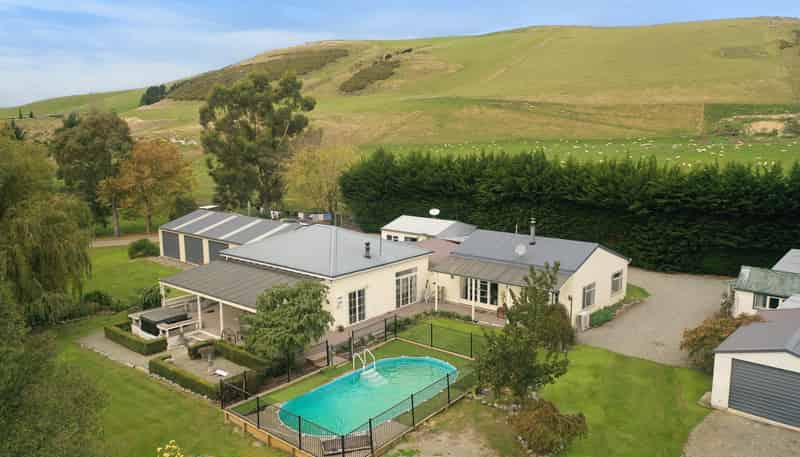 1215 Pleasant Point-Cave Highway, Pleasant Point