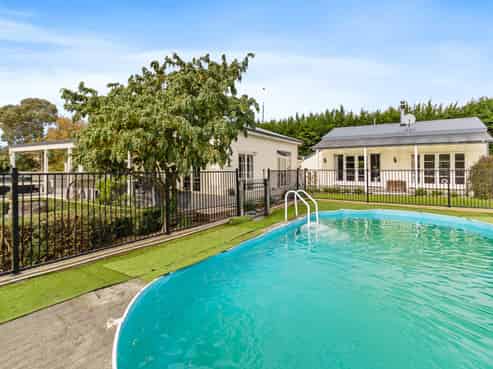 1215 Pleasant Point-Cave Highway, Pleasant Point