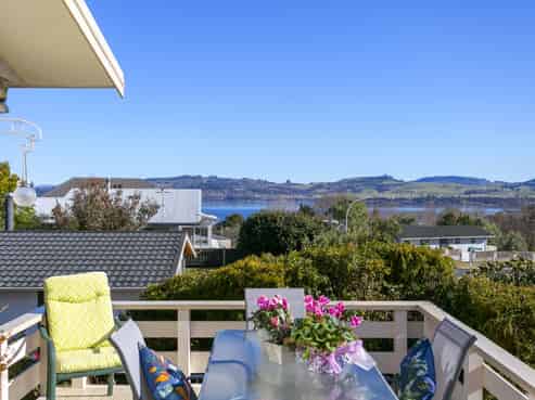 63 Birch Street, Hilltop