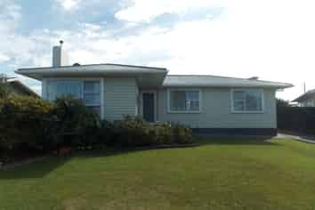 45 Sutherland Crescent, Westbrook