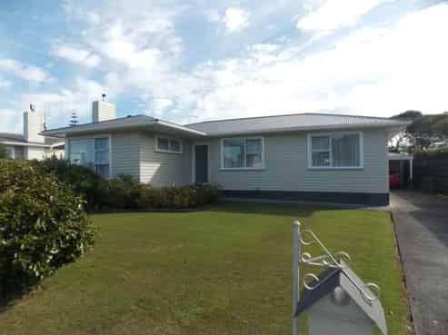 45 Sutherland Crescent, Westbrook