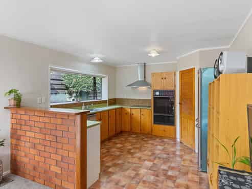 7 Kitchener Place, Putaruru