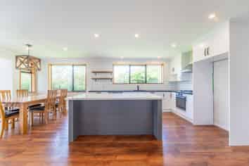 41 Gaudion Road, Peebles