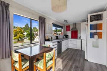 20 Resolution Road, Welcome Bay