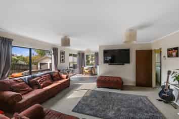 20 Resolution Road, Welcome Bay