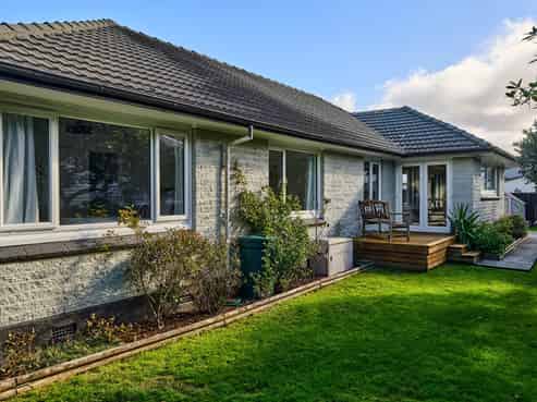 1 East Grove, Alicetown