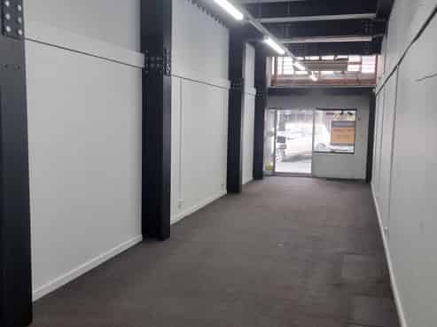 TO LEASE -119 GLADSTONE ROAD