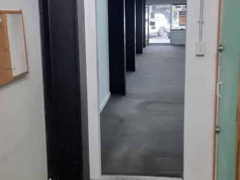 TO LEASE -119 GLADSTONE ROAD
