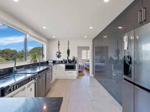 16 Ocean Beach Street, Foxton Beach