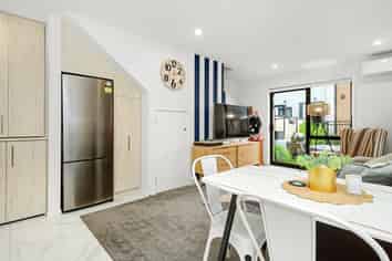7/10 Rainey Grove, Taita