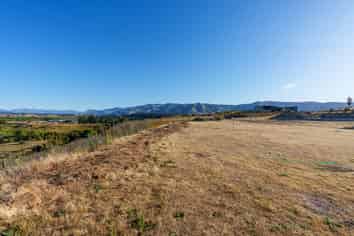 2 Jackson Rise, Luggate