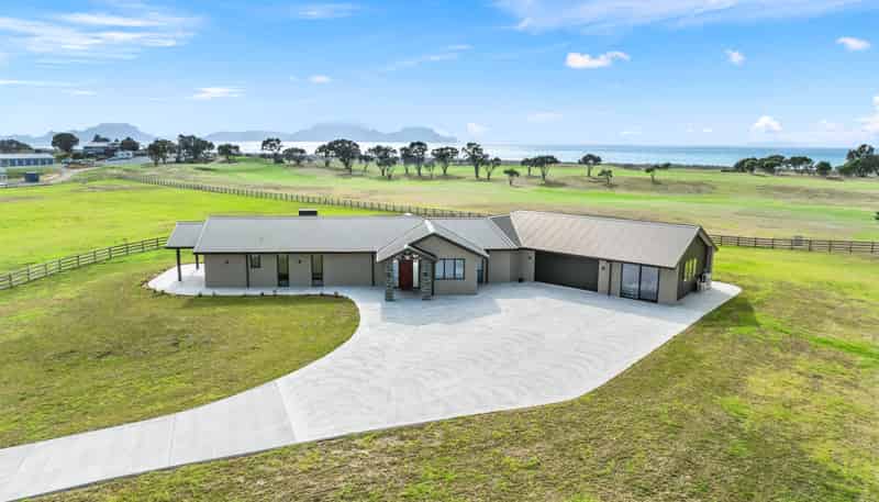 3295 State Highway 1, Waipu