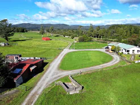  200 Golf Links Road, Kaiata