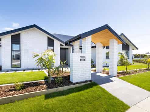 255 Parklands Avenue, Bell Block