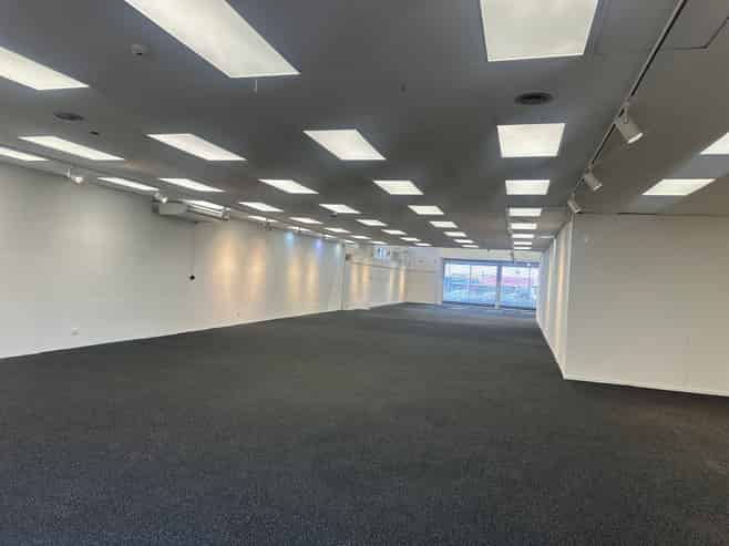 Spacious Retail With Good Exposure