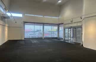 Spacious Retail With Good Exposure