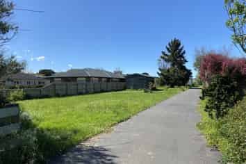 35 Hilton Road, Carterton