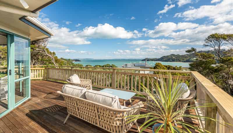 18 Huia Street, Oneroa