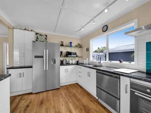 40 Grey Street, Normanby